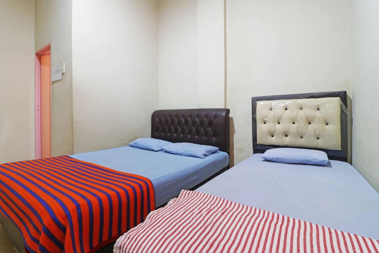 Wisma Cempaka 2 Syariah Hotel Parit  Екстериор снимка
