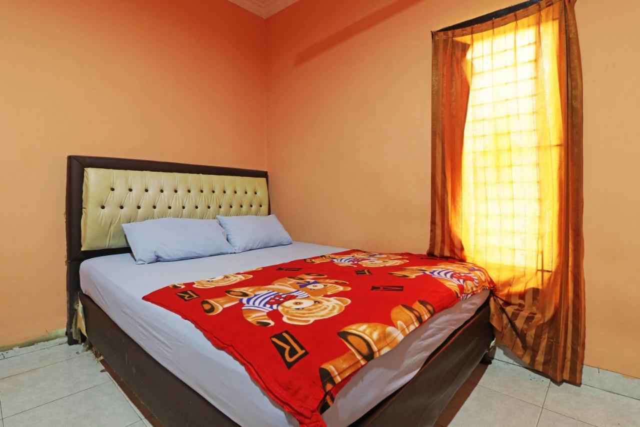 Wisma Cempaka 2 Syariah Hotel Parit  Екстериор снимка
